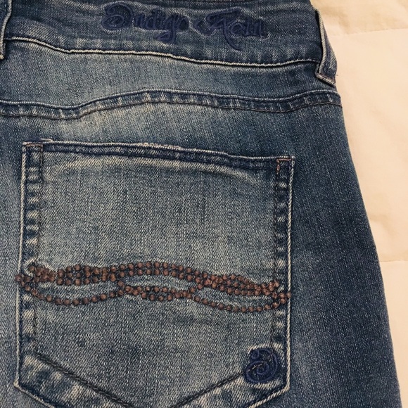 Indigo Rein distressed jean capris size 7 - Picture 3 of 8